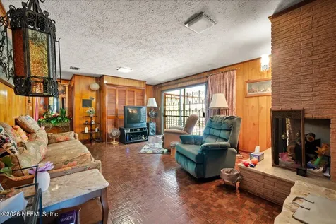 3902 Moncrief Road W Jacksonville FL 32209