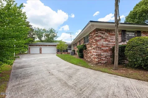 3902 Moncrief Road W Jacksonville FL 32209