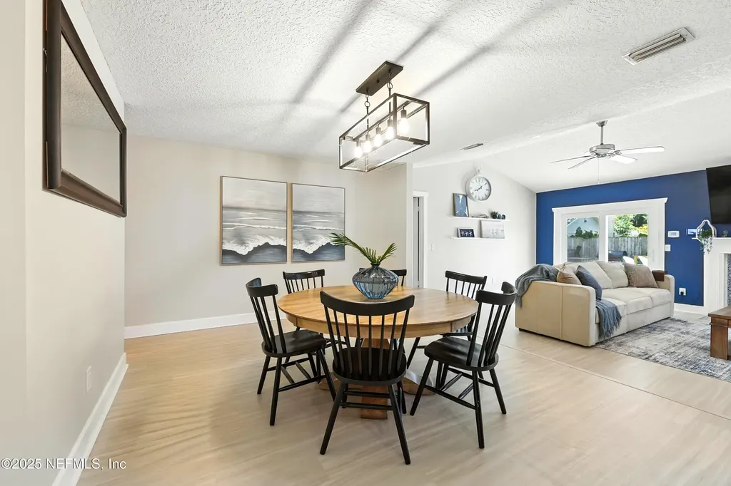 10 Quail Lane Jacksonville Beach FL 32250