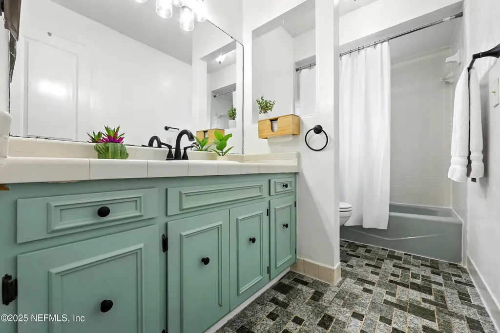10 Quail Lane Jacksonville Beach FL 32250
