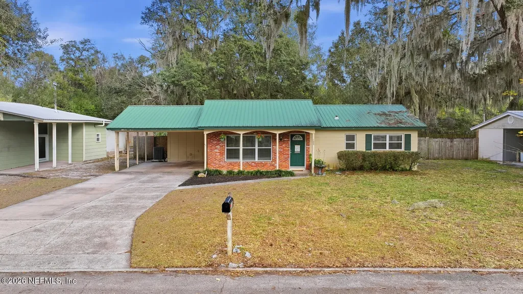 133 Crestwood Avenue Palatka FL 32177