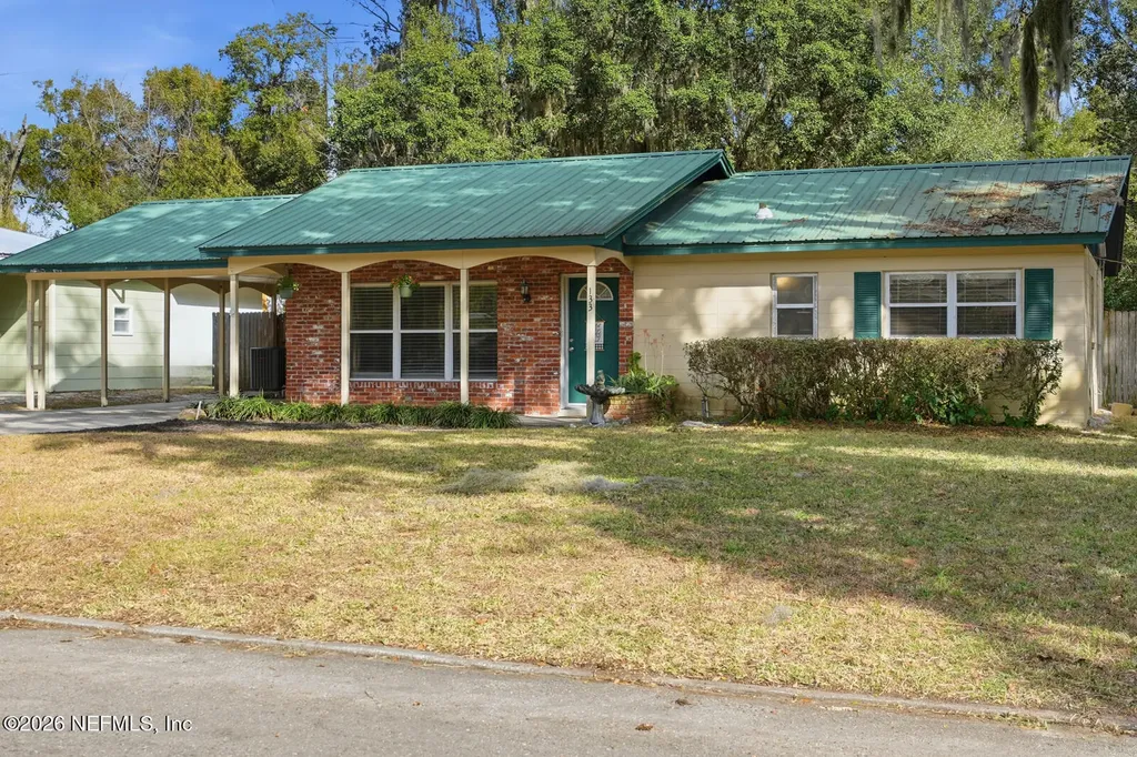 133 Crestwood Avenue Palatka FL 32177