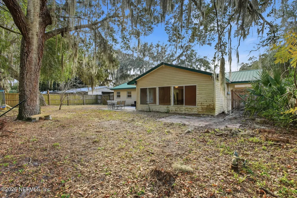 133 Crestwood Avenue Palatka FL 32177