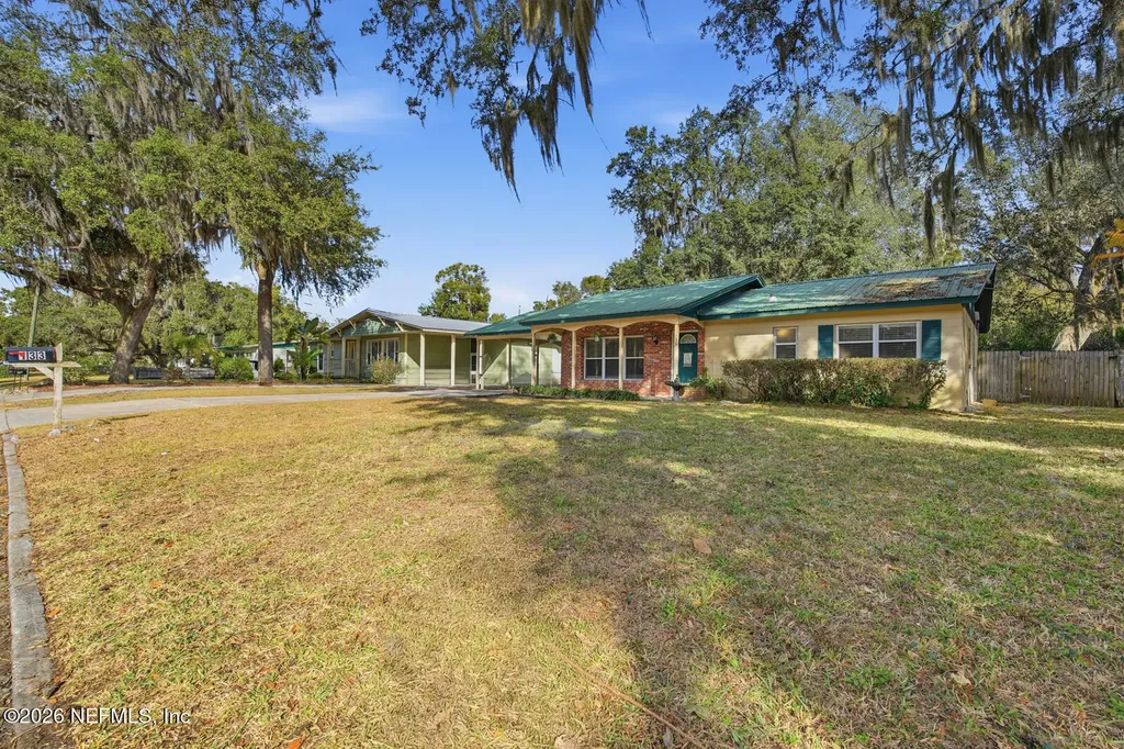 133 Crestwood Avenue Palatka FL 32177