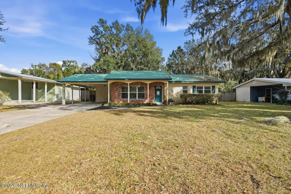 133 Crestwood Avenue Palatka FL 32177