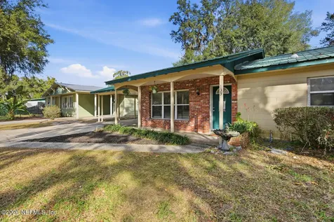 133 Crestwood Avenue Palatka FL 32177