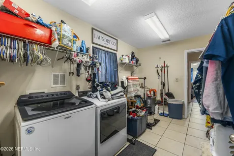 1725 Davidson Farm Road Jacksonville FL 32218