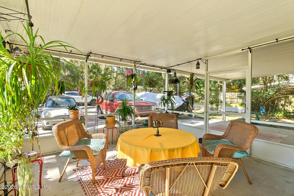 244 S Prospect Street Crescent City FL 32112