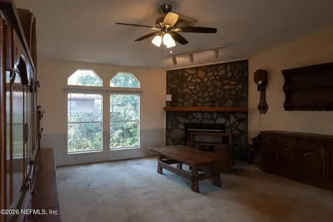 8215 Lenox Avenue Jacksonville FL 32221