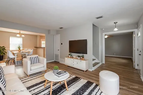 1077 Kings Road Neptune Beach FL 32266