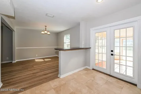 1077 Kings Road Neptune Beach FL 32266