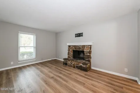 1077 Kings Road Neptune Beach FL 32266