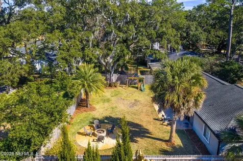 97 Abalone Lane E Ponte Vedra Beach FL 32082