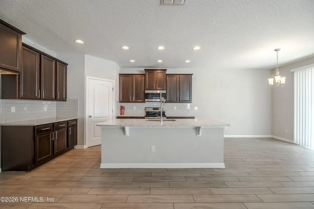 8182 Dancing Fox Street Jacksonville FL 32222