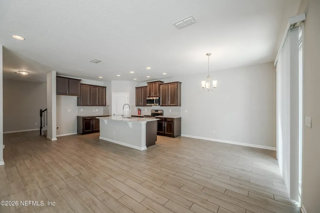 8182 Dancing Fox Street Jacksonville FL 32222