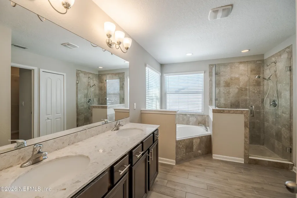 8182 Dancing Fox Street Jacksonville FL 32222