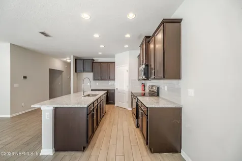 8182 Dancing Fox Street Jacksonville FL 32222