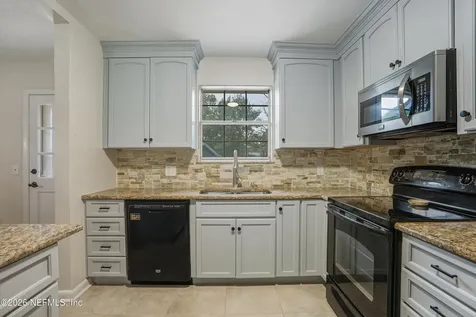 6903 Corkwood Road Jacksonville FL 32277