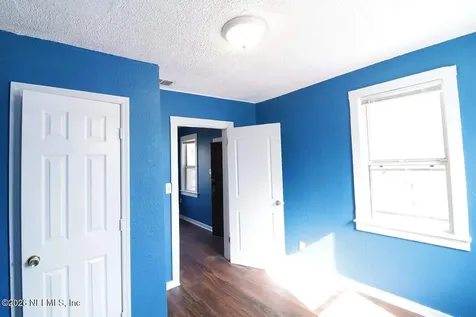 1243 W 25th Street Jacksonville FL 32209