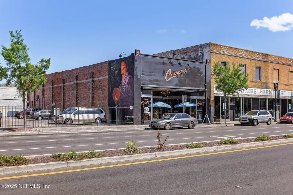 240 E 6th Street Jacksonville FL 32206