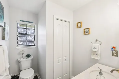 11749 Seaview Drive Jacksonville FL 32225