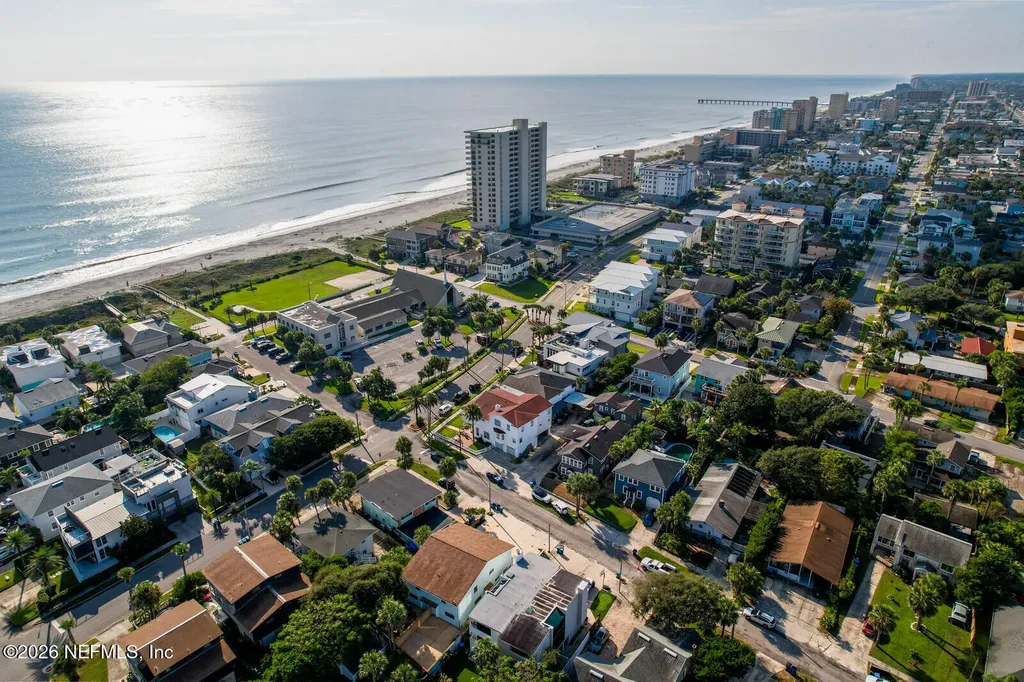 206/208 Hopkins Street Neptune Beach FL 32266