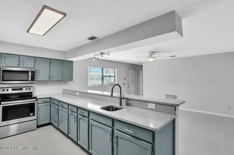 206/208 Hopkins Street Neptune Beach FL 32266