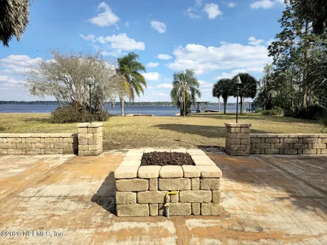 238 Lake Drive Florahome FL 32140