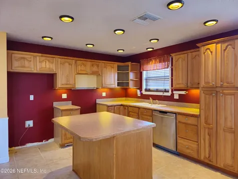 238 Lake Drive Florahome FL 32140