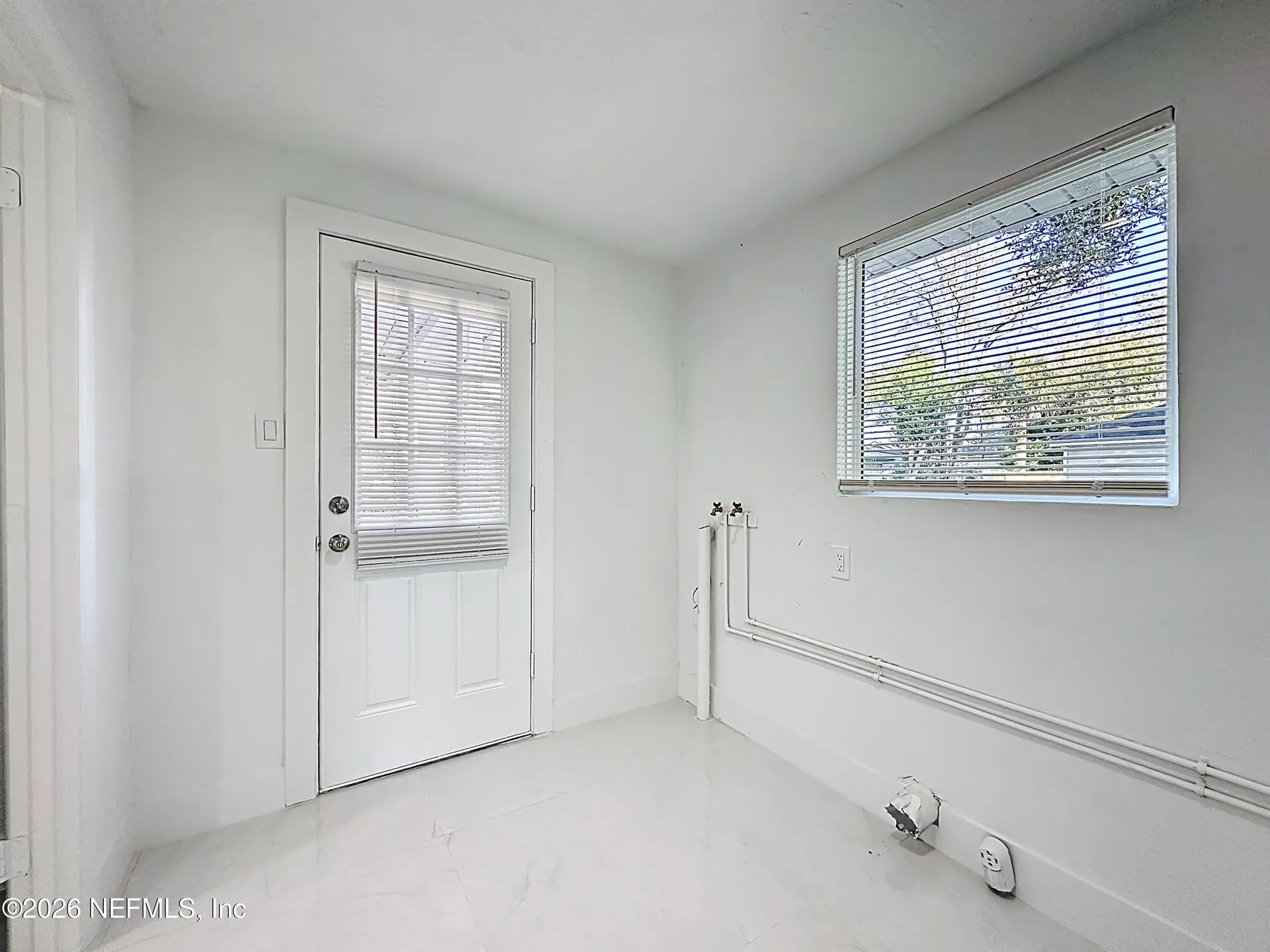 644 Willow Branch Avenue Jacksonville FL 32205