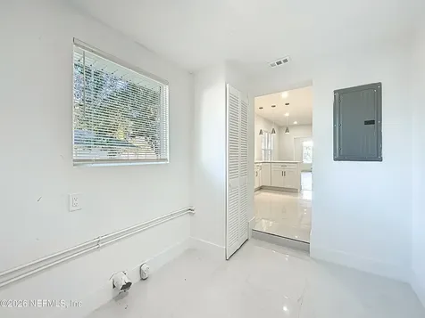 644 Willow Branch Avenue Jacksonville FL 32205