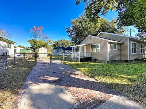 644 Willow Branch Avenue Jacksonville FL 32205