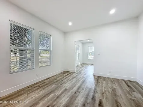 644 Willow Branch Avenue Jacksonville FL 32205