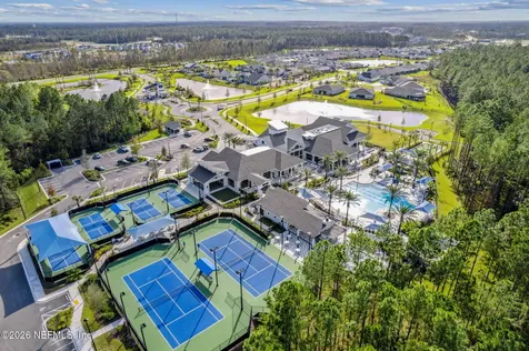 688 Continuum Loop Yulee FL 32097