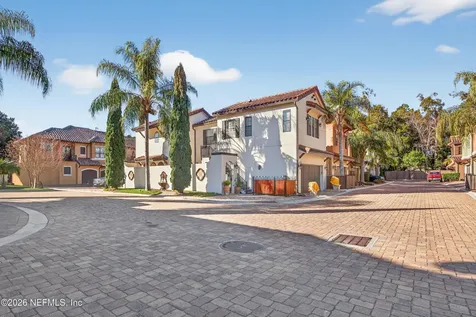 8865 La Terrazza Place Jacksonville FL 32217