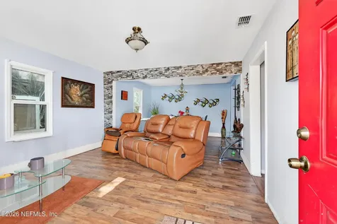 2082 Navaho Avenue Jacksonville FL 32210