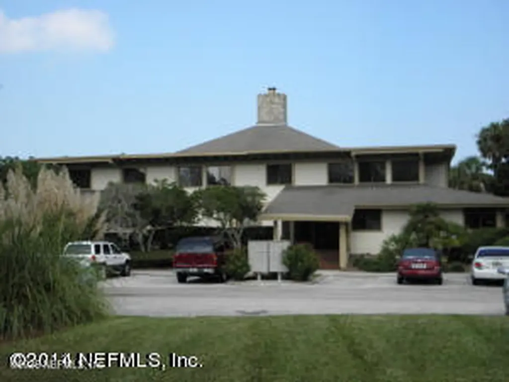 10033 Sawgrass Drive W Ponte Vedra Beach FL 32082