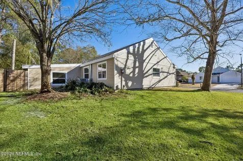 2189 The Woods Drive E Jacksonville FL 32246