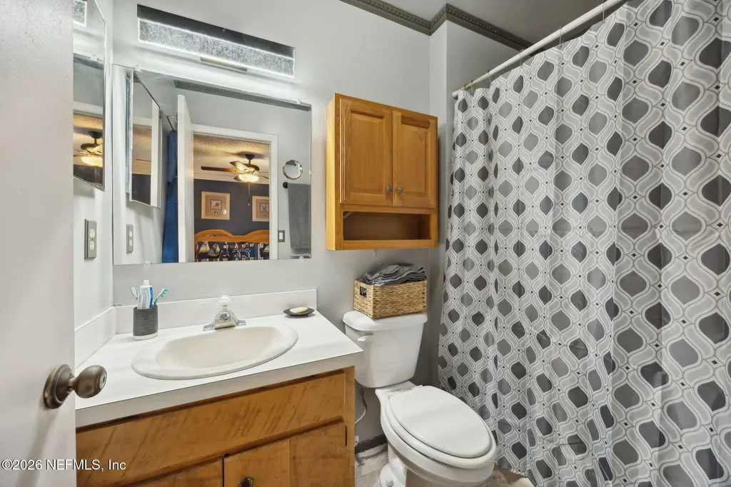 213 E Char Lane Crescent City FL 32112