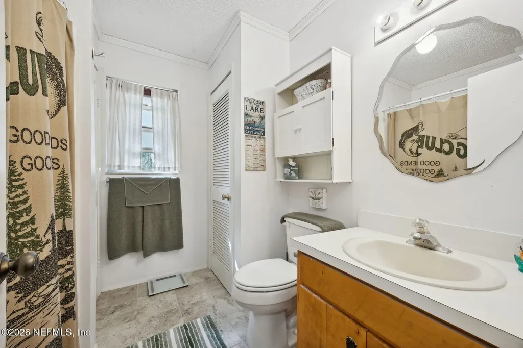 213 E Char Lane Crescent City FL 32112