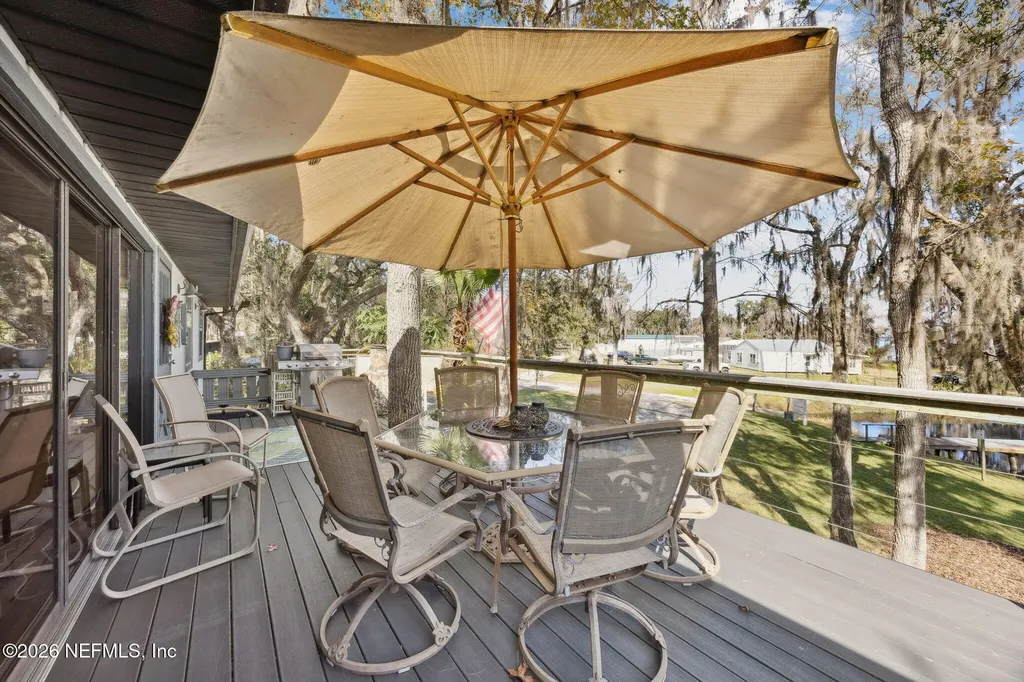 213 E Char Lane Crescent City FL 32112