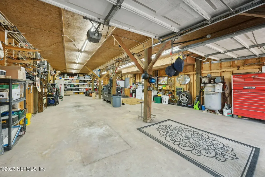 213 E Char Lane Crescent City FL 32112