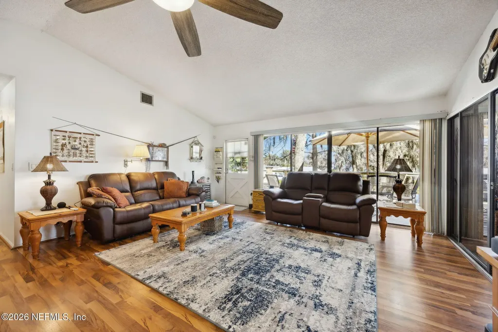 213 E Char Lane Crescent City FL 32112