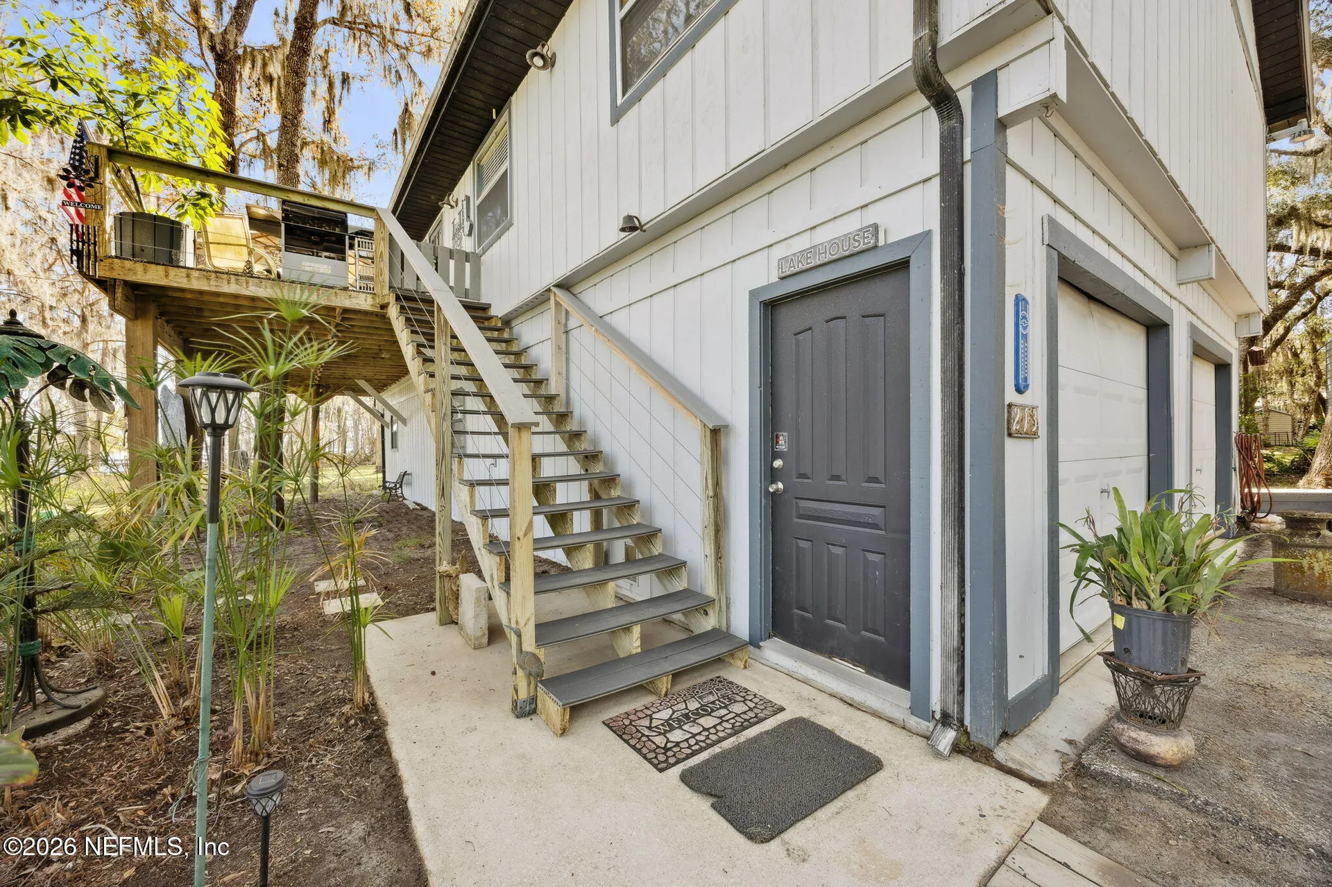 213 E Char Lane Crescent City FL 32112