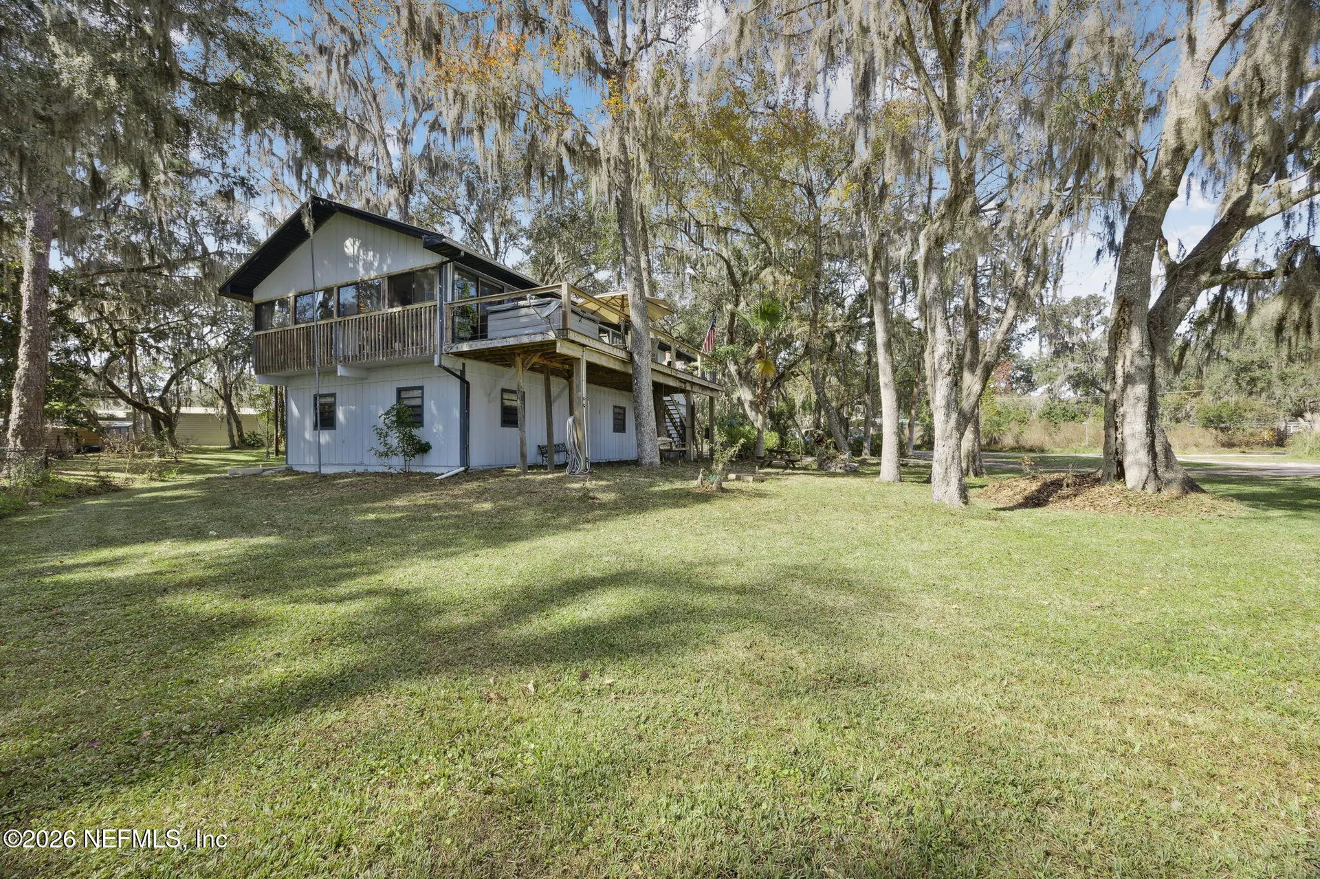 213 E Char Lane Crescent City FL 32112
