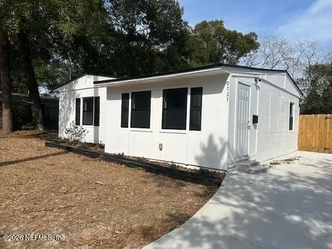 9727 Tiffany Avenue Jacksonville FL 32246