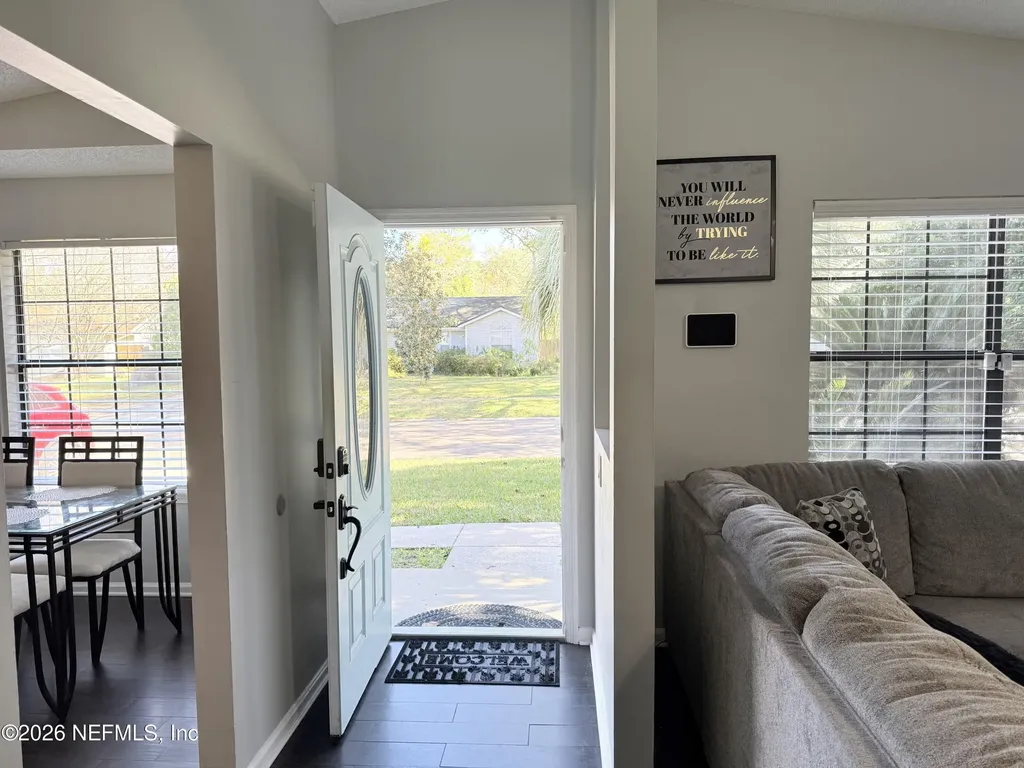 7748 Pepper Circle E Jacksonville FL 32244