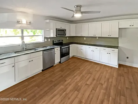 1575 W 33rd Street Jacksonville FL 32209