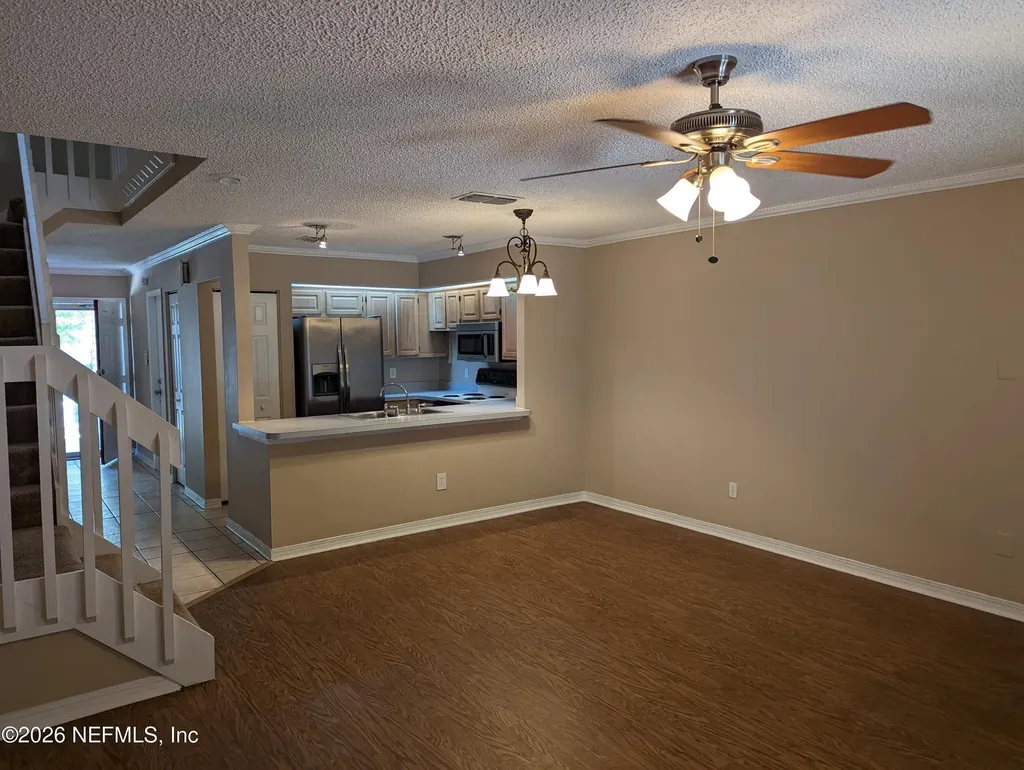 8529 Sturbridge Circle W Jacksonville FL 32244