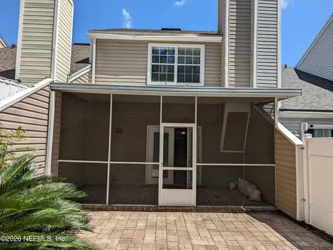 8529 Sturbridge Circle W Jacksonville FL 32244